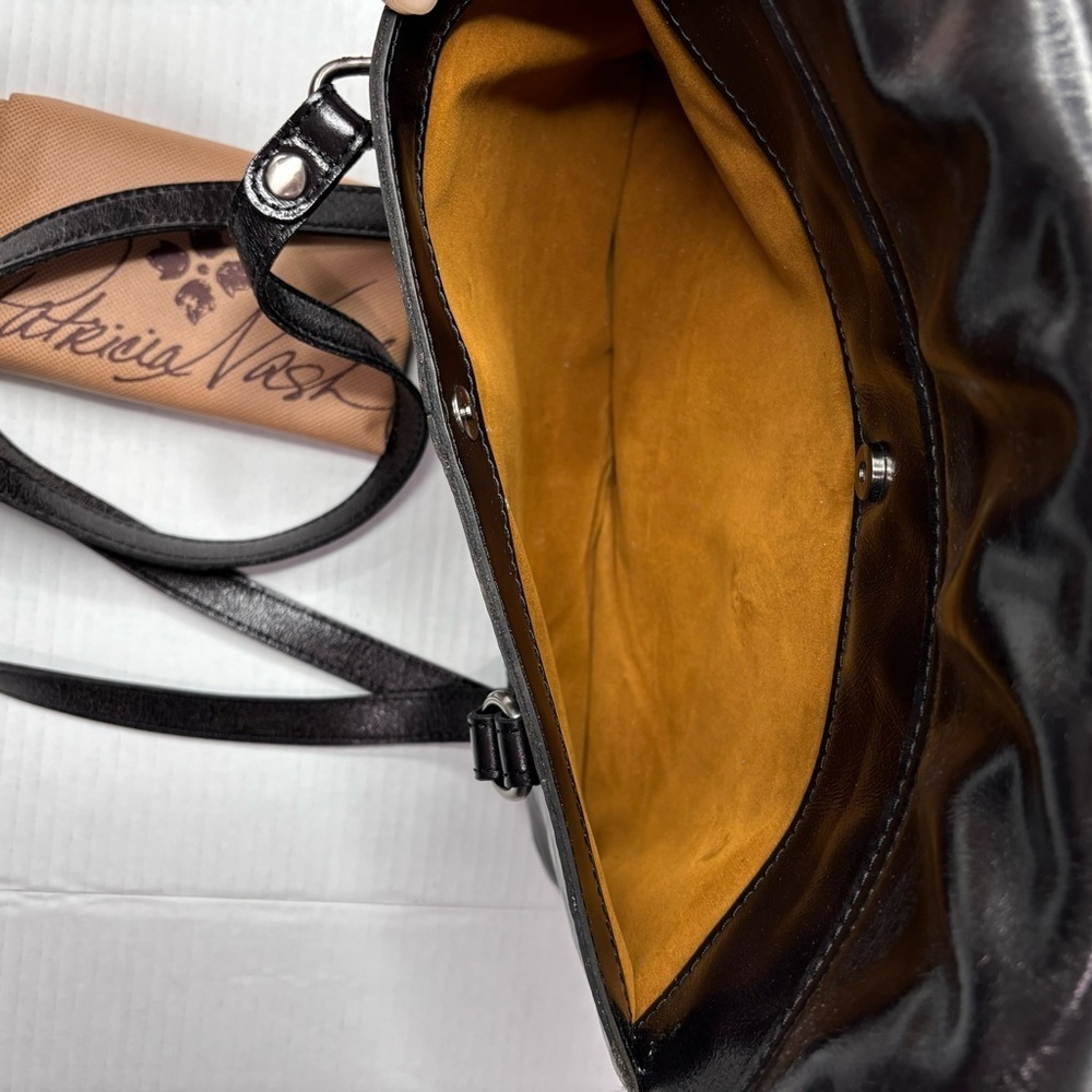 PATRICIA NASH Amersham Soft Black Oil Waxed Nappa Leather Messenger Bag - Picture 6 of 7